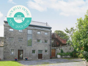 Kinvara Suites No 2 Top Floor